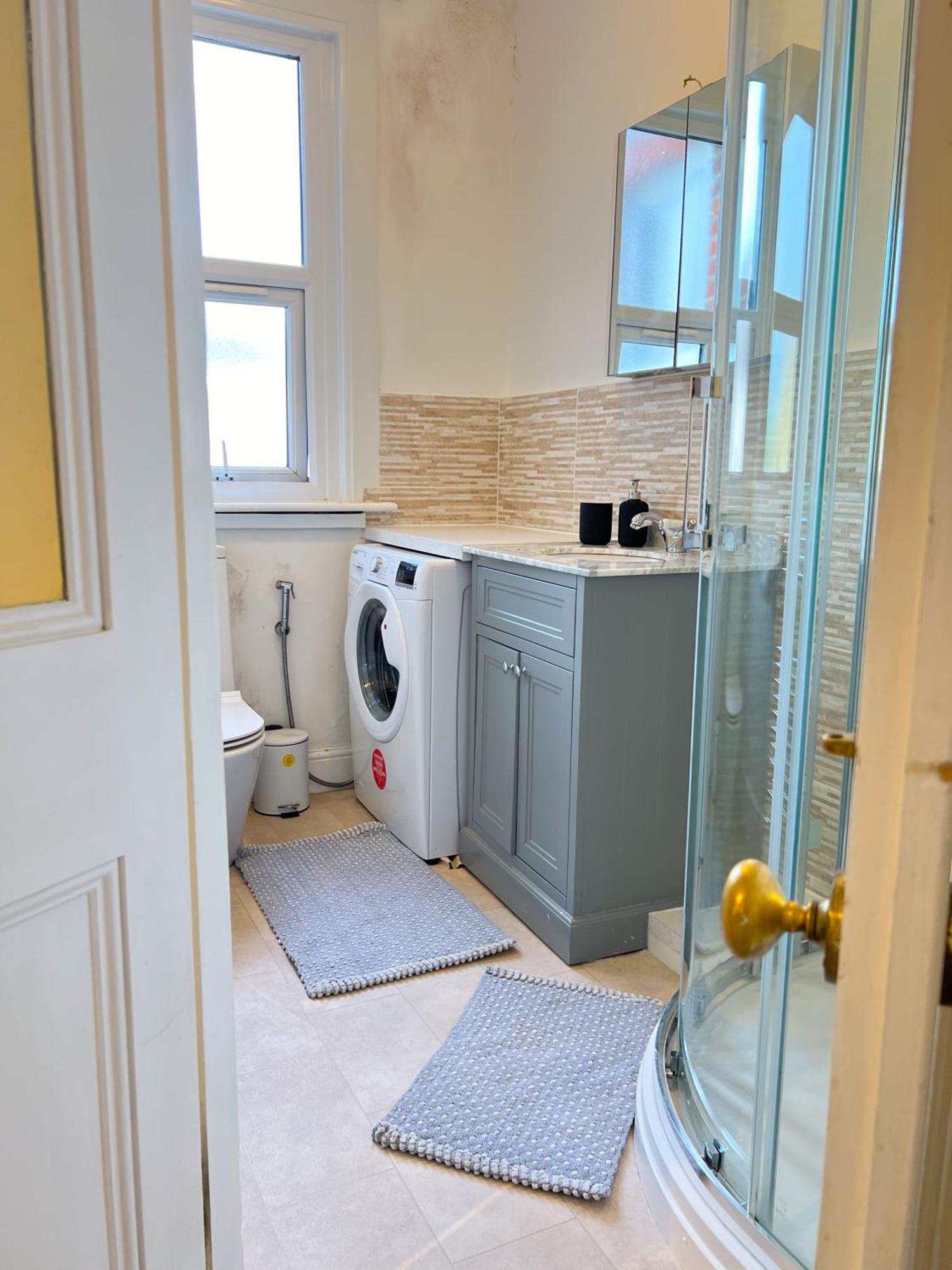 Welcome 2 Bedrooms Flat In Wimbledon London Exterior photo